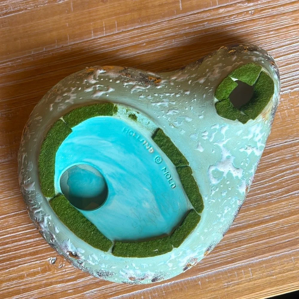 Unique Holland Mold Vintage Butterfly Ashtray - Picture 9 of 10